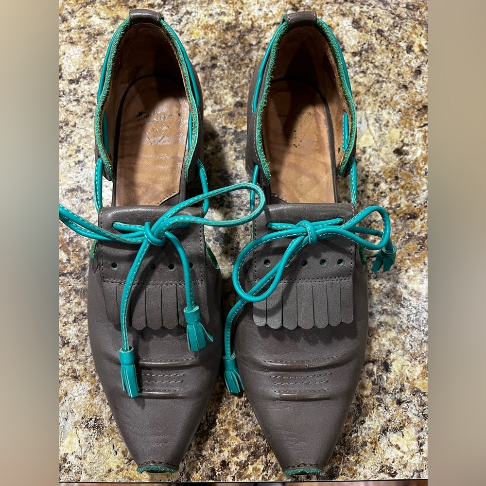 Size 9 Fluevog Mile End Le Tube